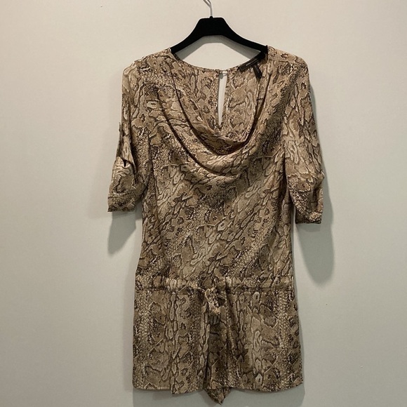 Bcbgmaxazria Romper Marcelle Python Print Silk  Shorts - Picture 5 of 16